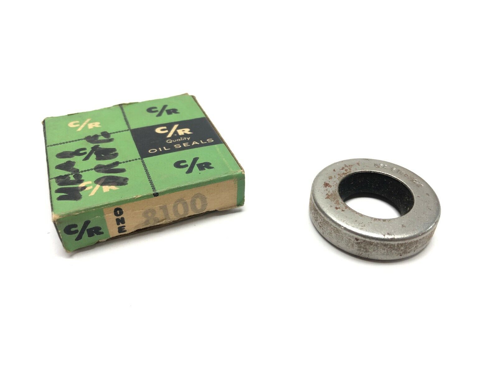 CR Industries 8100 Oil Seal - Maverick Industrial Sales
