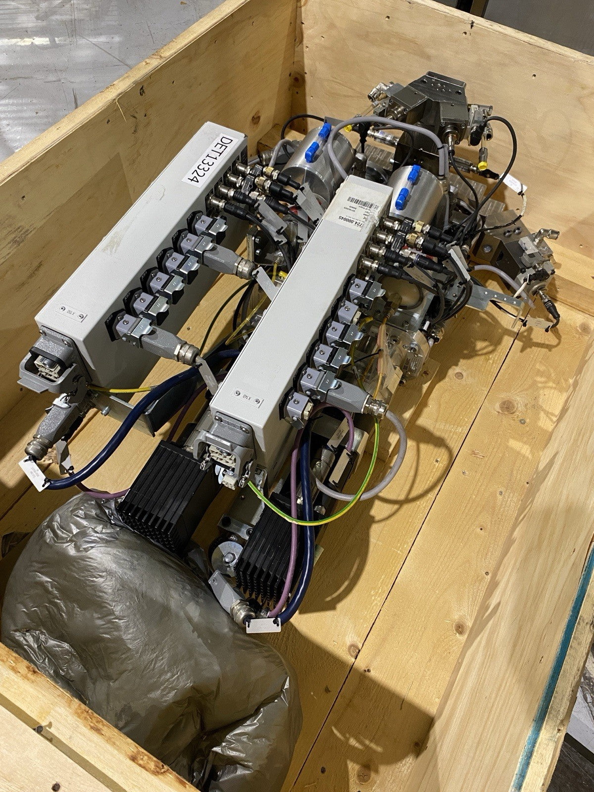 83724.000073 | Atlas Copco SCA ADKE-2K-0000-H 80cc 2K Adhesive Dispenser, repair - For parts or not working - Maverick Industrial Sales