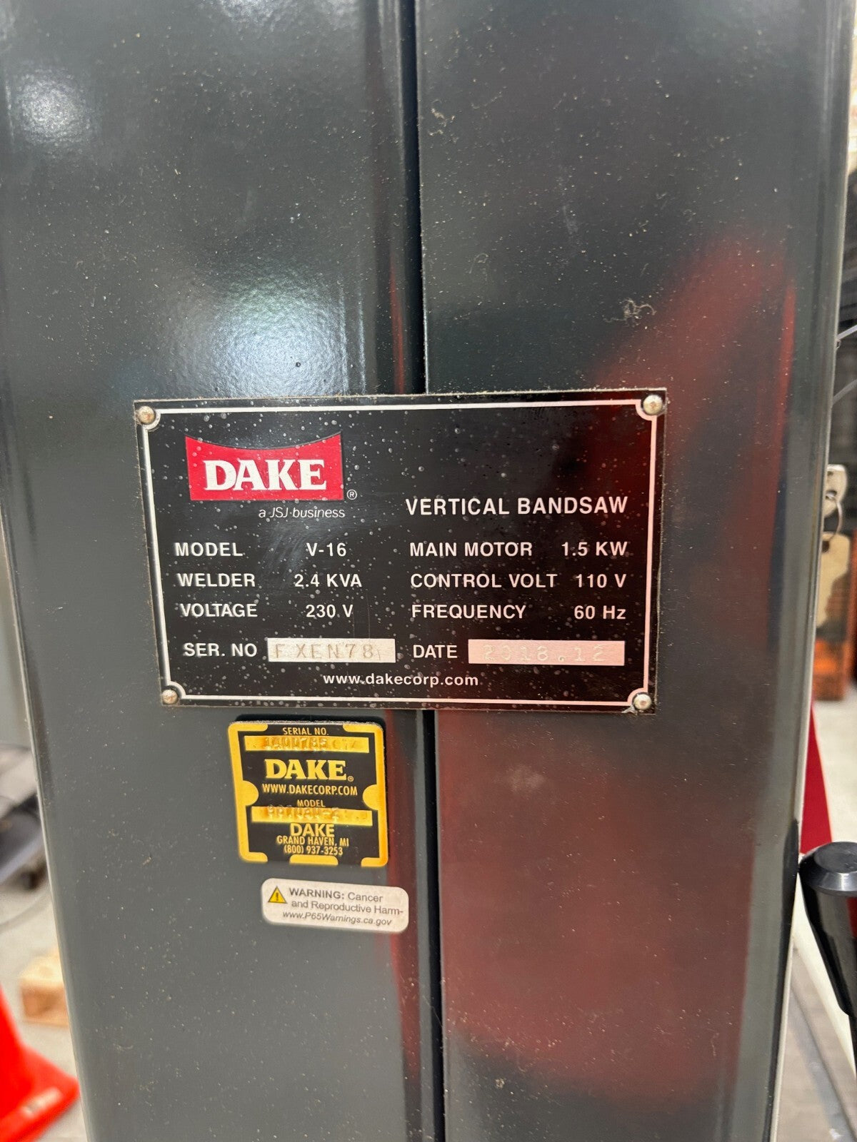 DAKE V-16 Vertical Bandsaw, 230V, 1.5 KW Motor - Maverick Industrial Sales