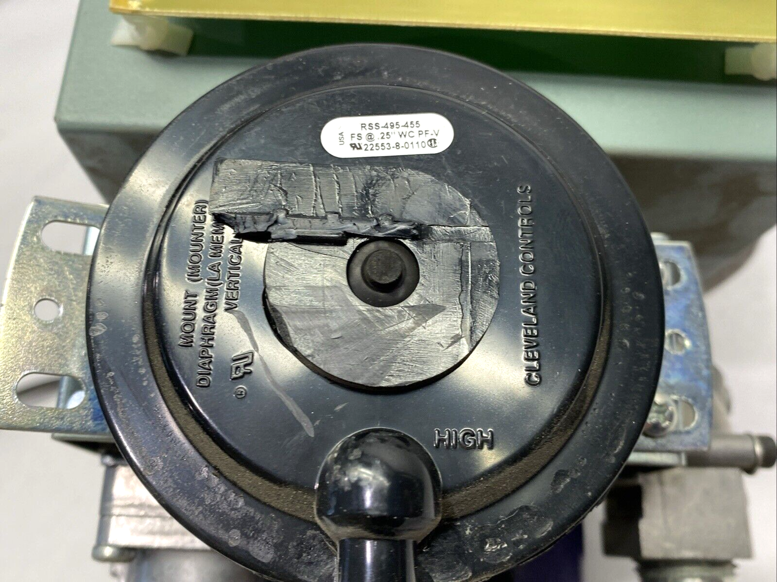 Honeywell VK8115F Natural Gas Valve Assembly w/ Ebmpapst RG148/1200-3612-010201 - Maverick Industrial Sales