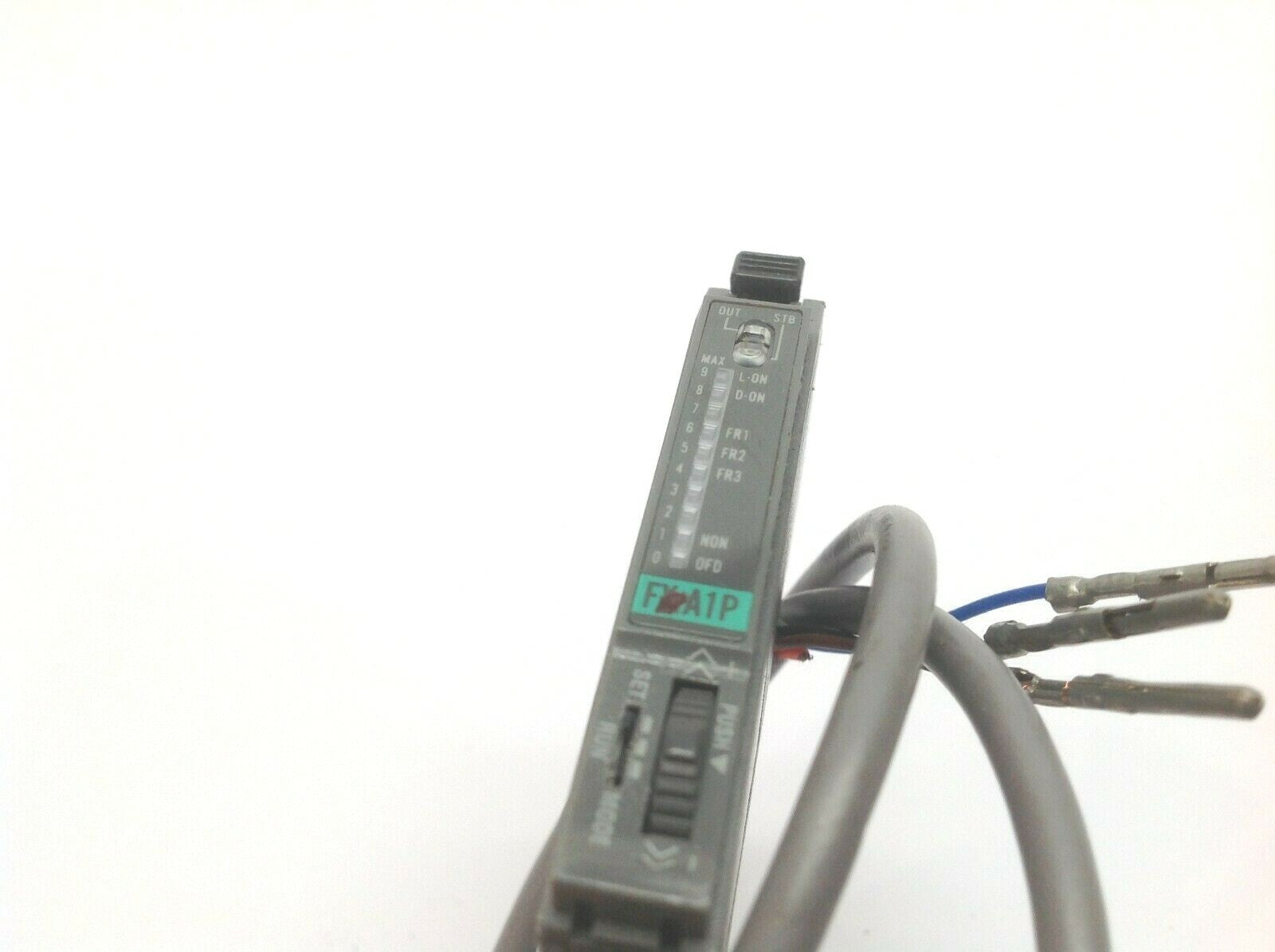 SunX FXA1P Fiber Optic Sensor - Maverick Industrial Sales