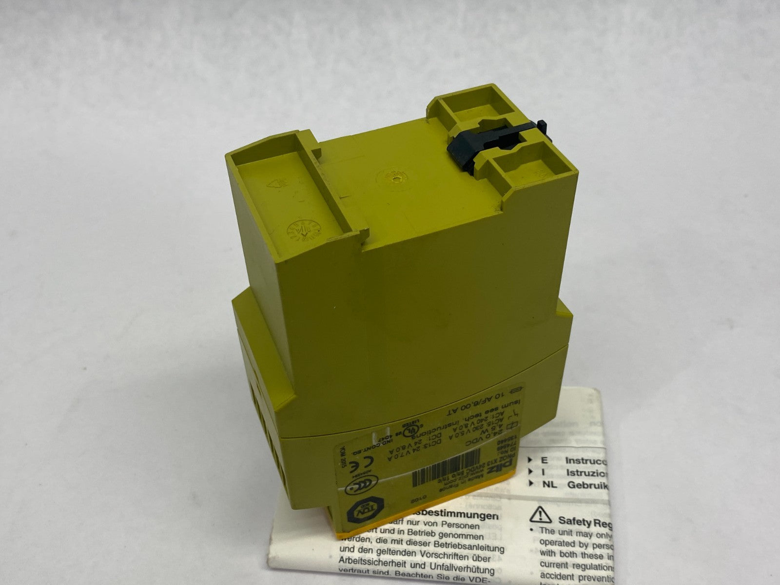 Pilz PNOZ X13 24VDC 5n/o 1n/c Safety Relay 774549 - Maverick Industrial Sales