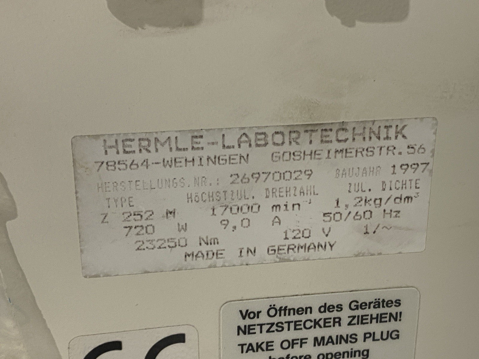 Hermle Labortechnik 26970029 Marathon Centrifuge POWERS ON - Maverick Industrial Sales