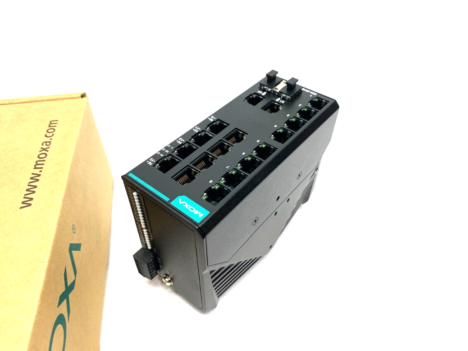 Moxa EDS-2018-ML-2GTXSFP Unmanaged Gigabit Ethernet Switch 18-Port V1.0.0 - Maverick Industrial Sales