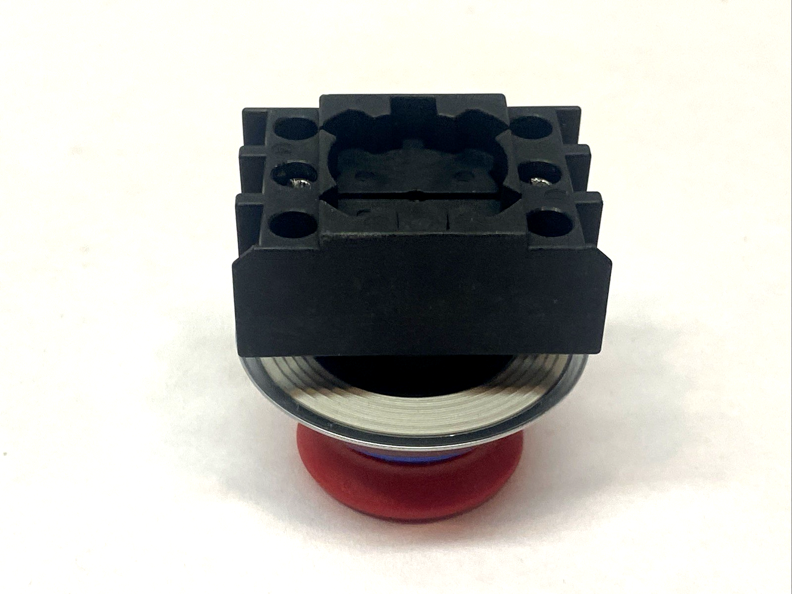 581156 | Frey Maschinenbau Lighted Push Button, RED, STOP Button M2F - New – Open box - Maverick Industrial Sales