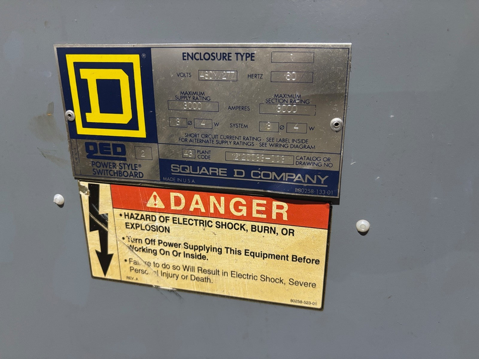 Square D QED 2 Power Style Switchboard 3000A PowerLogic Circuit Monitor 600V - Maverick Industrial Sales