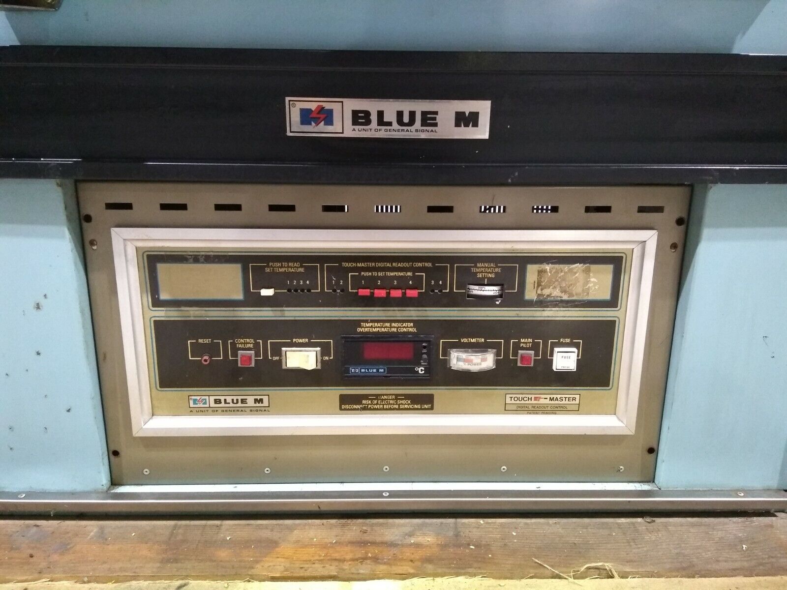 General Signal Blue M P0M7-2060-3 Oven 343 Degrees C 1PH 208/240V 18/20A - Maverick Industrial Sales