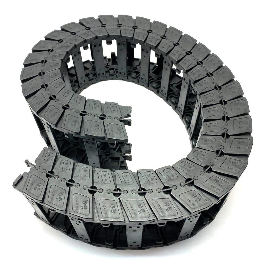 Igus E6-52-087-150-0 E-Chain Cable Carrier 40" Length NO MOUNT FEATURE - Maverick Industrial Sales