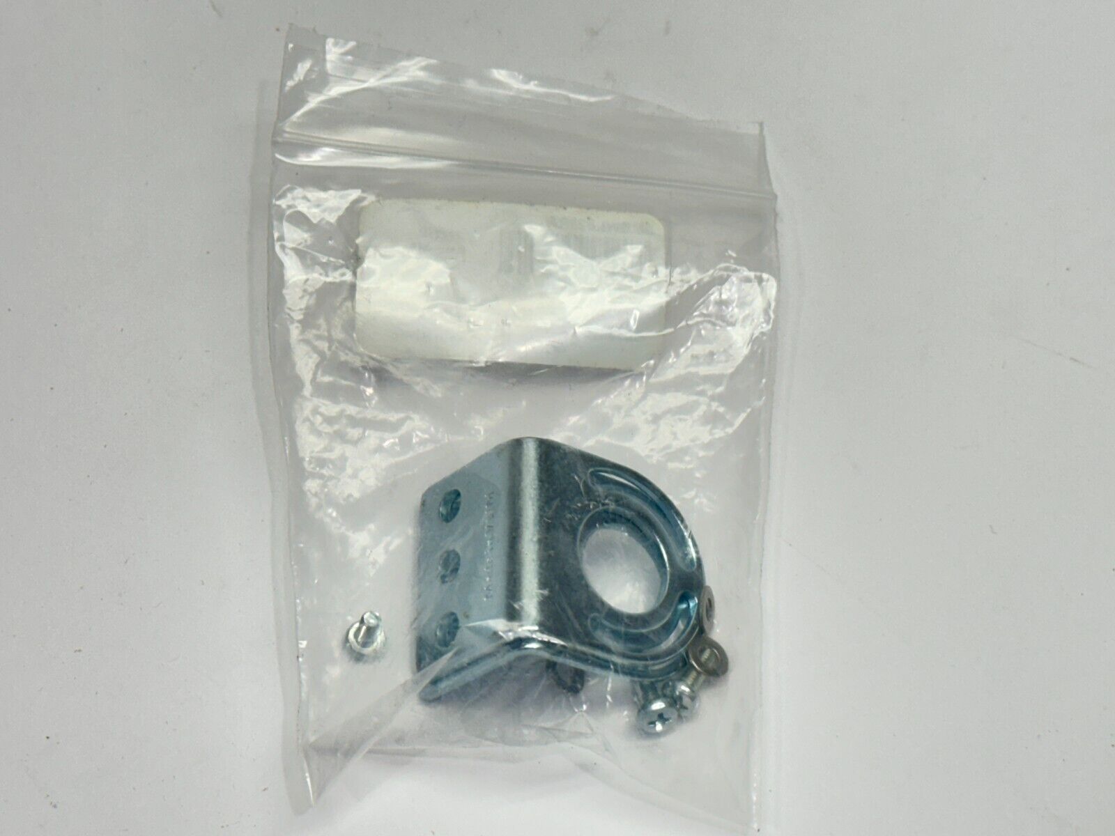 Banner SMBWLS28RA Right Angle Mounting Bracket Set 15764 - Maverick Industrial Sales