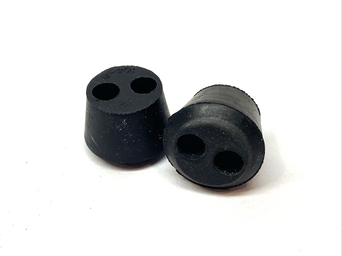 SRB-104-2 | Remke Dual Hole Bushing 1/2" Cord Grip 2 x .250" Neoprene LOT OF 2 - New – Open box - Maverick Industrial Sales