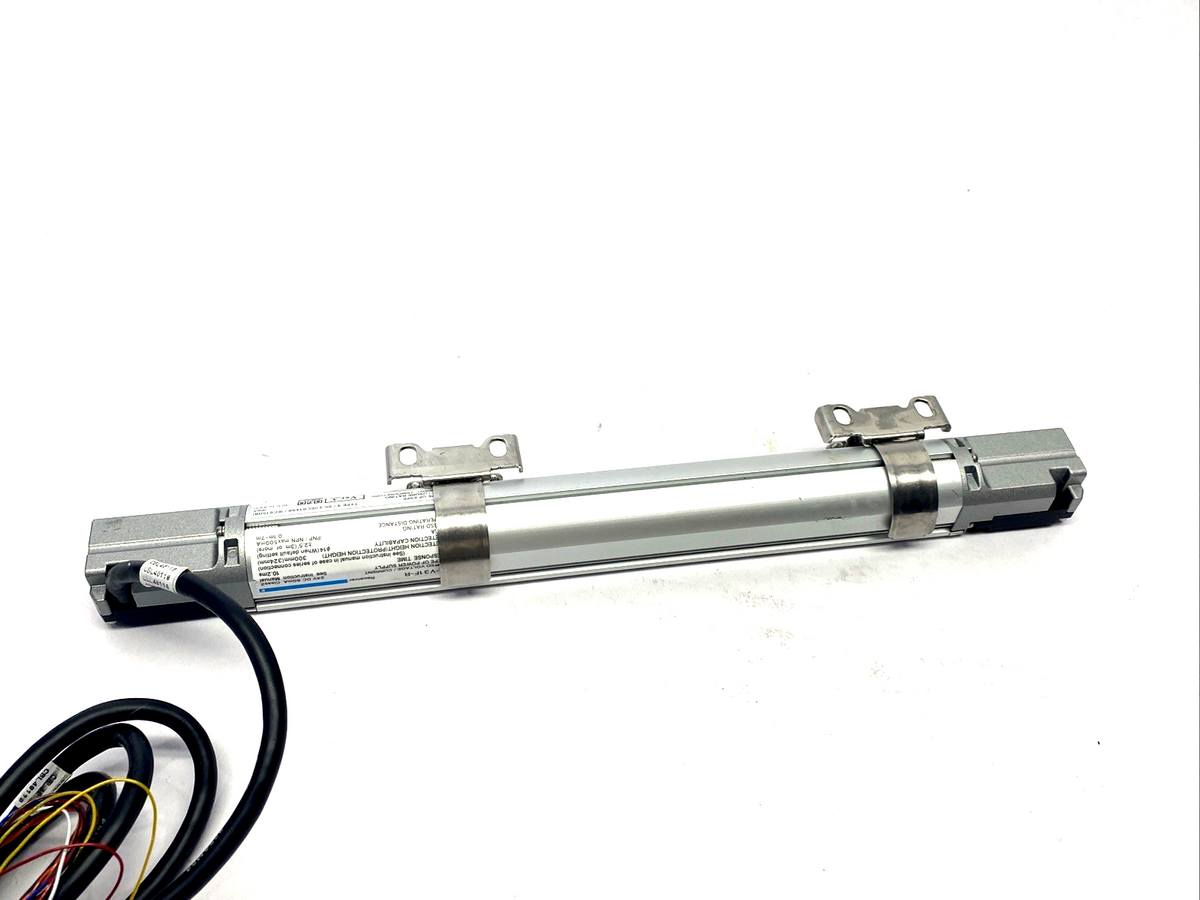 Keyence SL-V31F-R Safety Light Curtain Receiver w/ Mounting Brackets, 31 Axes - Maverick Industrial Sales