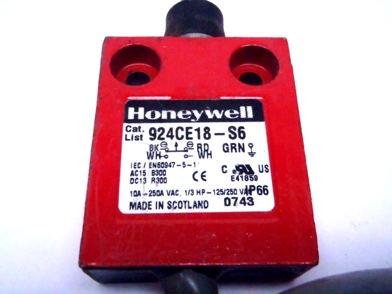 Honeywell 924CE18-S6 Miniature Safety Limit Switch - Maverick Industrial Sales