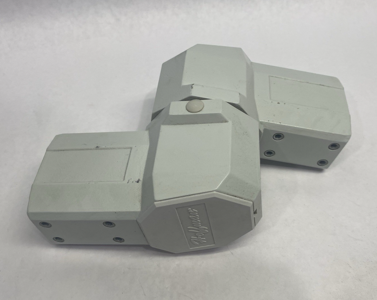 Hoffman CCS2IJLG Compact Series 2 Intermediate Joint, fits 45x60mm, Lt Gray - Maverick Industrial Sales