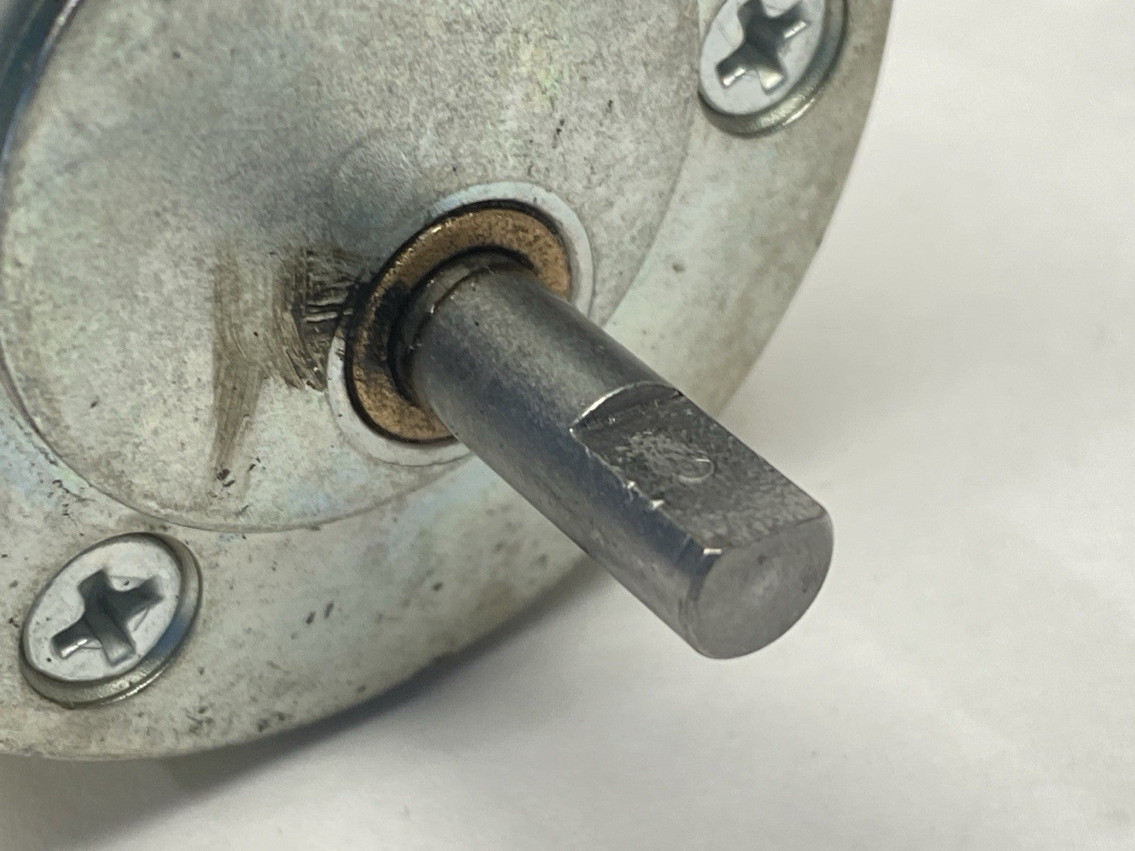 | Ametek Pittman GM9232C513-R7 Gearmotor 38.2VDC 11.5:1 Ratio 46813403 CUT CORD - Used - Maverick Industrial Sales