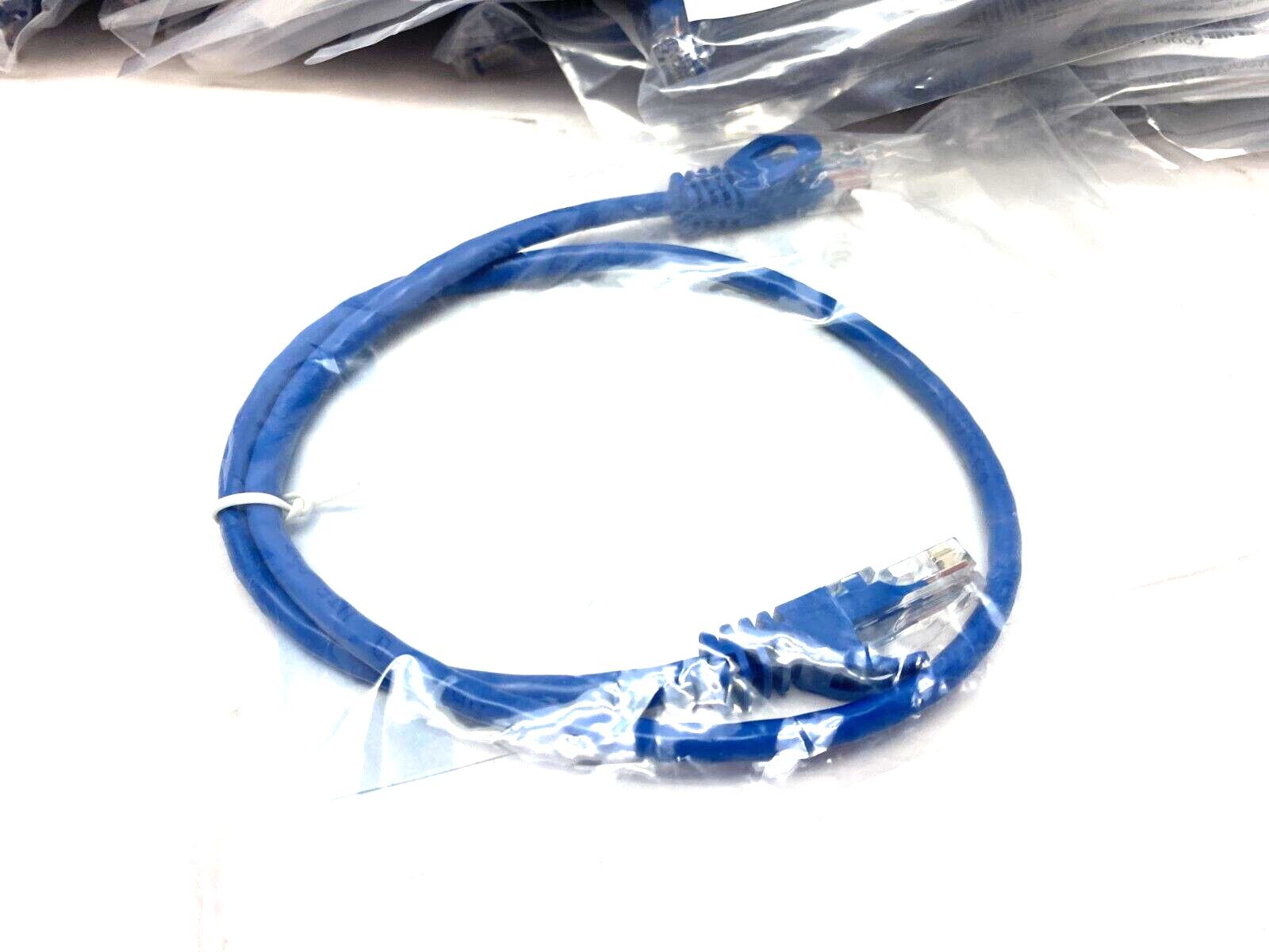 Vertical Cable 092-589/2BL Snagless Ethernet Patch Cable CAT5e 2' LOT OF 29 - Maverick Industrial Sales