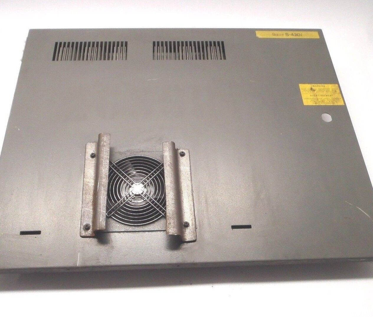 Fanuc A05B-2350-C900 Cooling Unit N0674 1994 11 for Robot S-20i - Maverick Industrial Sales