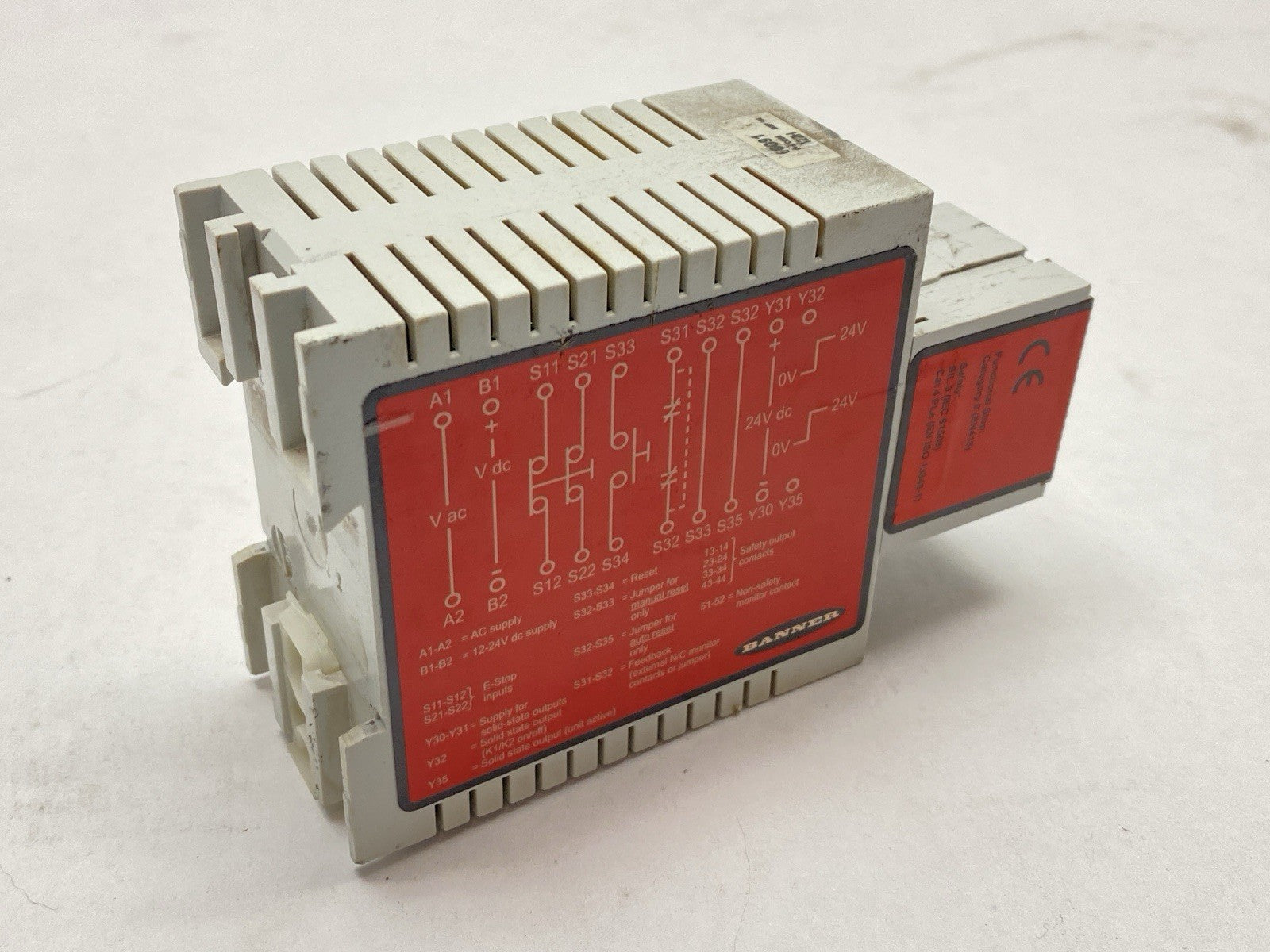 ES-UA-5A | Banner E-Stop/Rope Pull Guard & Monitoring Safety Relay Module 66091 - For parts or not working - Maverick Industrial Sales