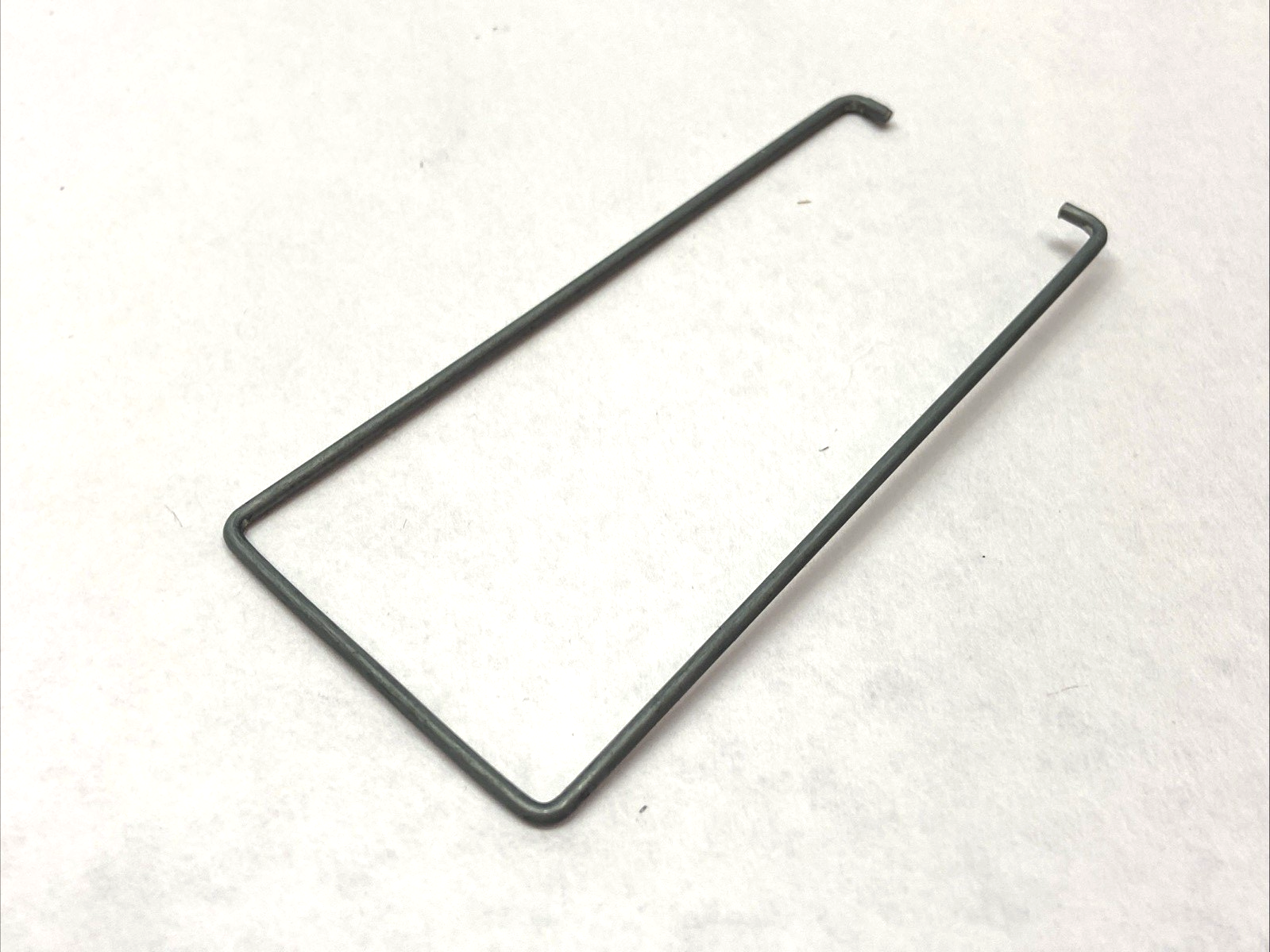 RET48B25 | nVent CADDY Wire Retainer 3" LOT OF 12 - New – Open box - Maverick Industrial Sales