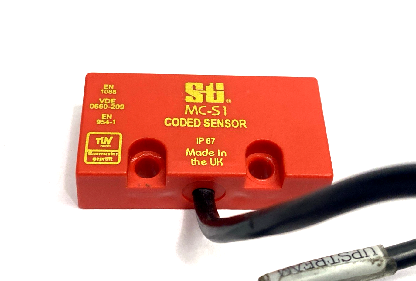 MC-S1 | STI Magnetic Safety Switch/Sensor & Actuator 44531-0110 - Used - Maverick Industrial Sales