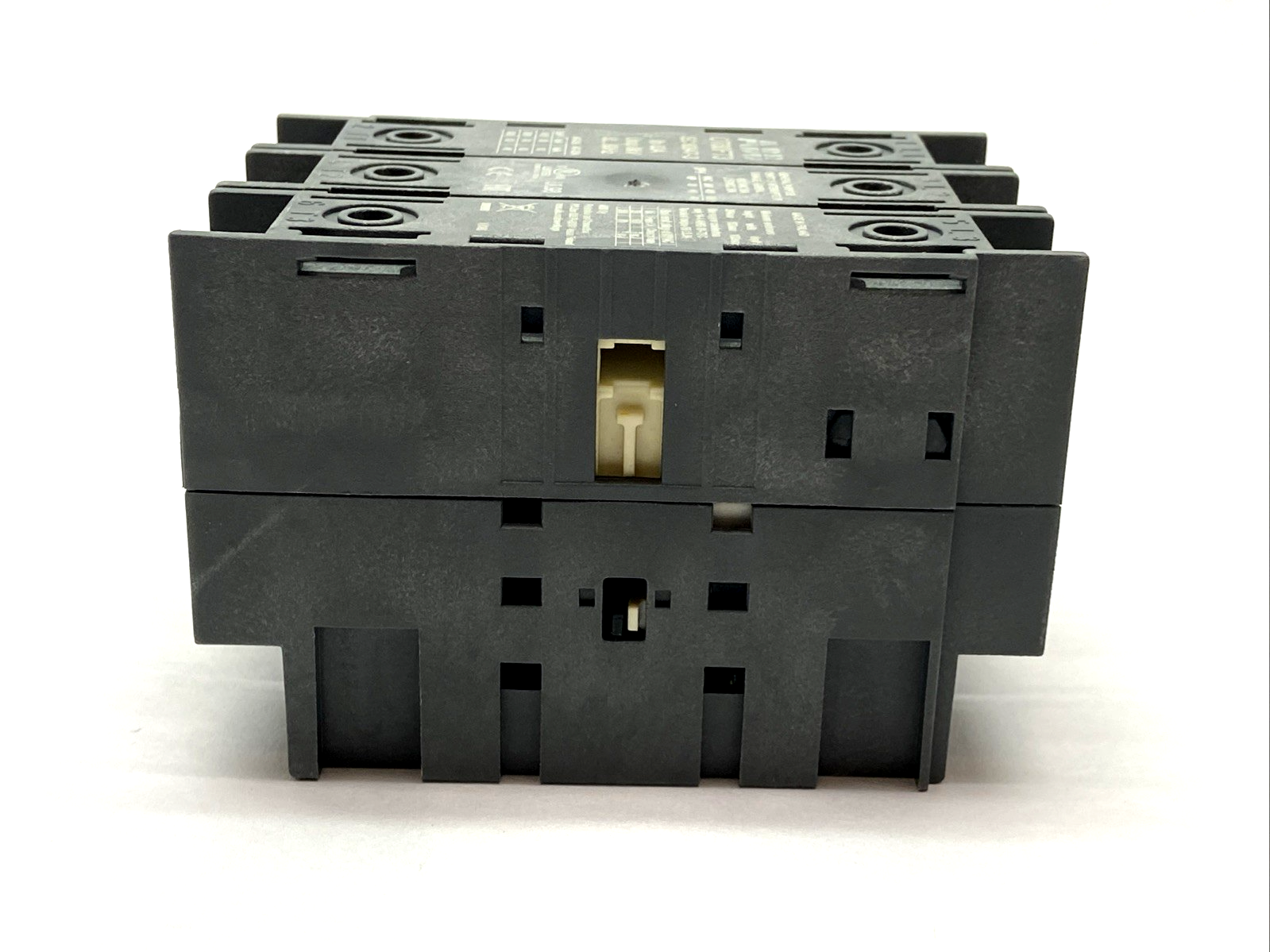 ABB OT60FT3 Non-Fused Disconnect Switch 60A 3 Poles 600VAC 1SCA105081R1001 - Maverick Industrial Sales