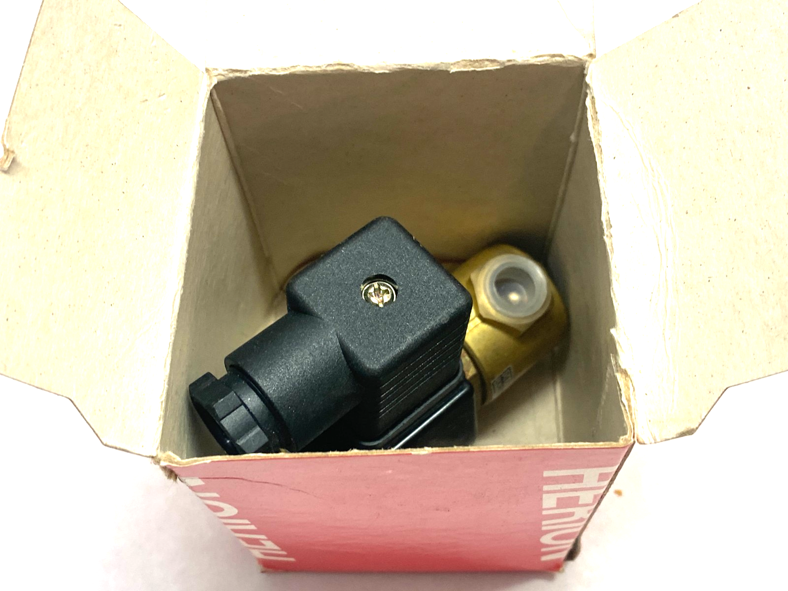 Herion 9330800 Solenoid Valve 24VDC 1/4" NPT - Maverick Industrial Sales