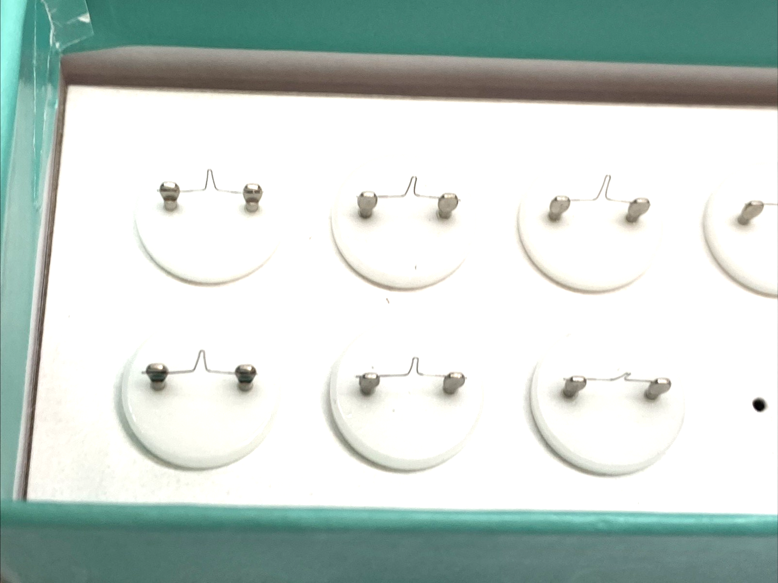 1403 | Ted Pella Tungsten Filament AEI Base, White Ceramic BOX OF 8 - New – Open box - Maverick Industrial Sales