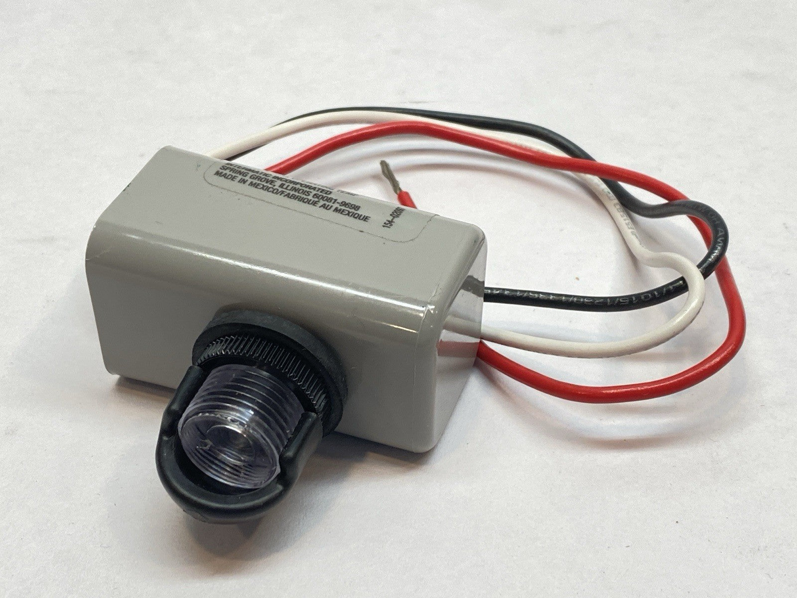 EK4036S | Intermatic NightFox Premium Button Mount Electronic Photocontrol 120V - New – Open box - Maverick Industrial Sales