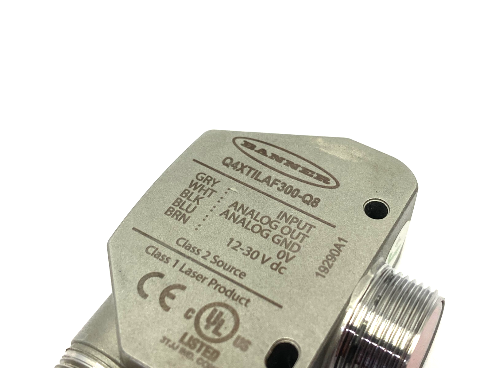 Banner Q4XTILAF300-Q8 Stainless Steel Analog CMOS Laser Sensor 94797 - Maverick Industrial Sales