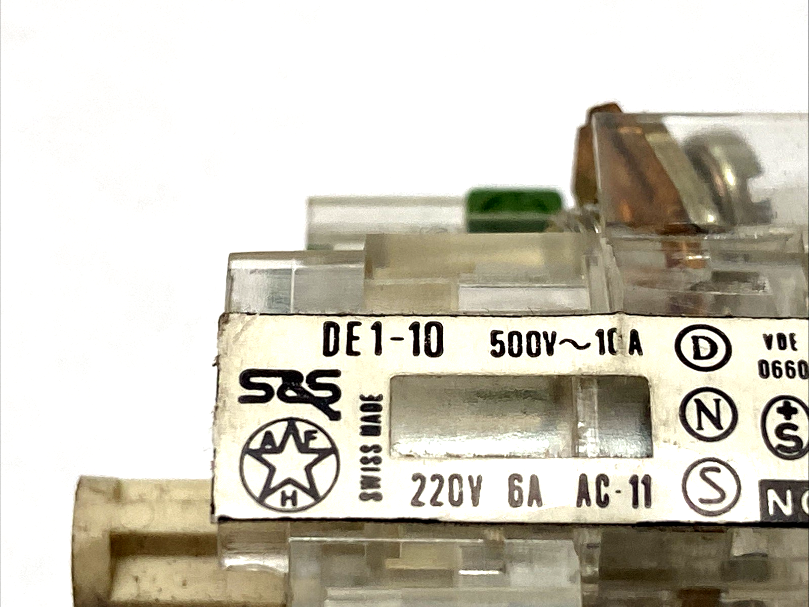 Sprecher+Schuh DE1-10 Contact Block 220V 6A - Maverick Industrial Sales