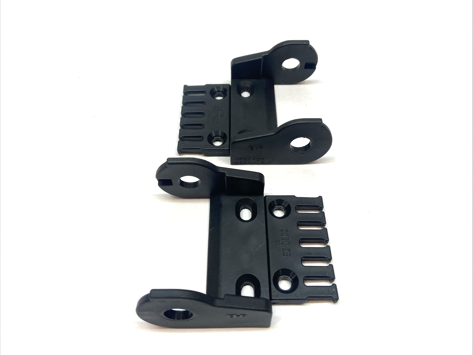 Igus 2050.1PZ E-Chain Male Mounting Bracket w/ 2050.BZ Tiewrap Plate LOT OF 2 - Maverick Industrial Sales