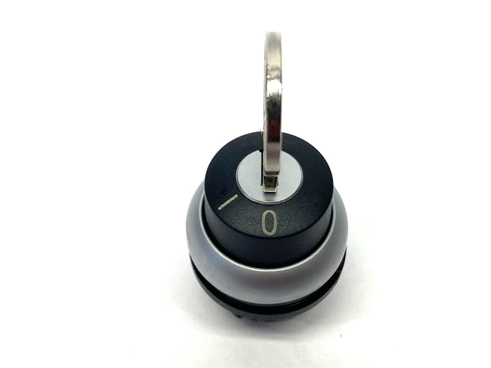Eaton M22-WRS-MS1 Keyed Selector Switch On/Off - Maverick Industrial Sales