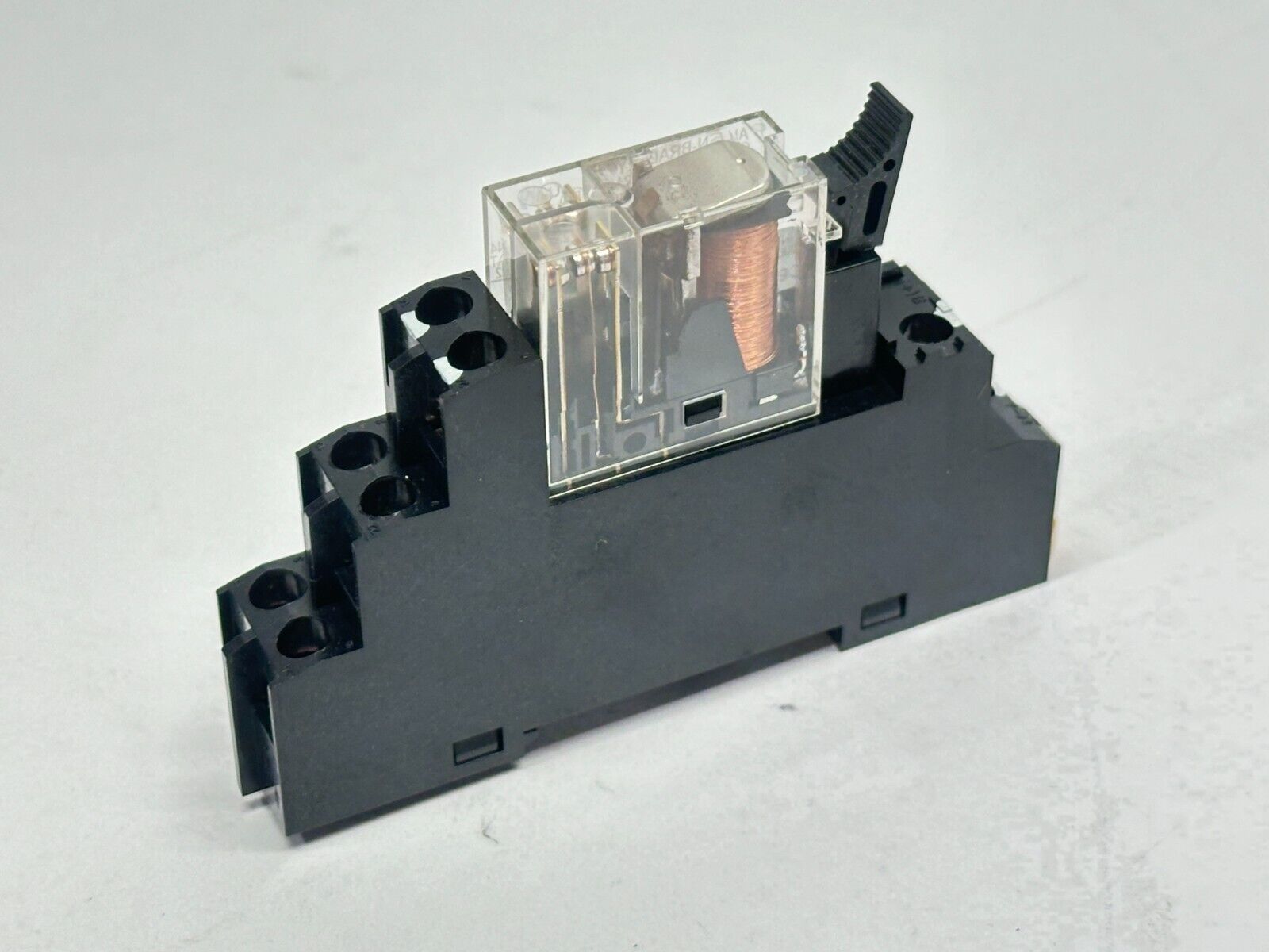 Allen Bradley 700-HK32Z24 Ser A Relay 5A 24VDC w/ 700-HN122 Ser A Relay Base - Maverick Industrial Sales