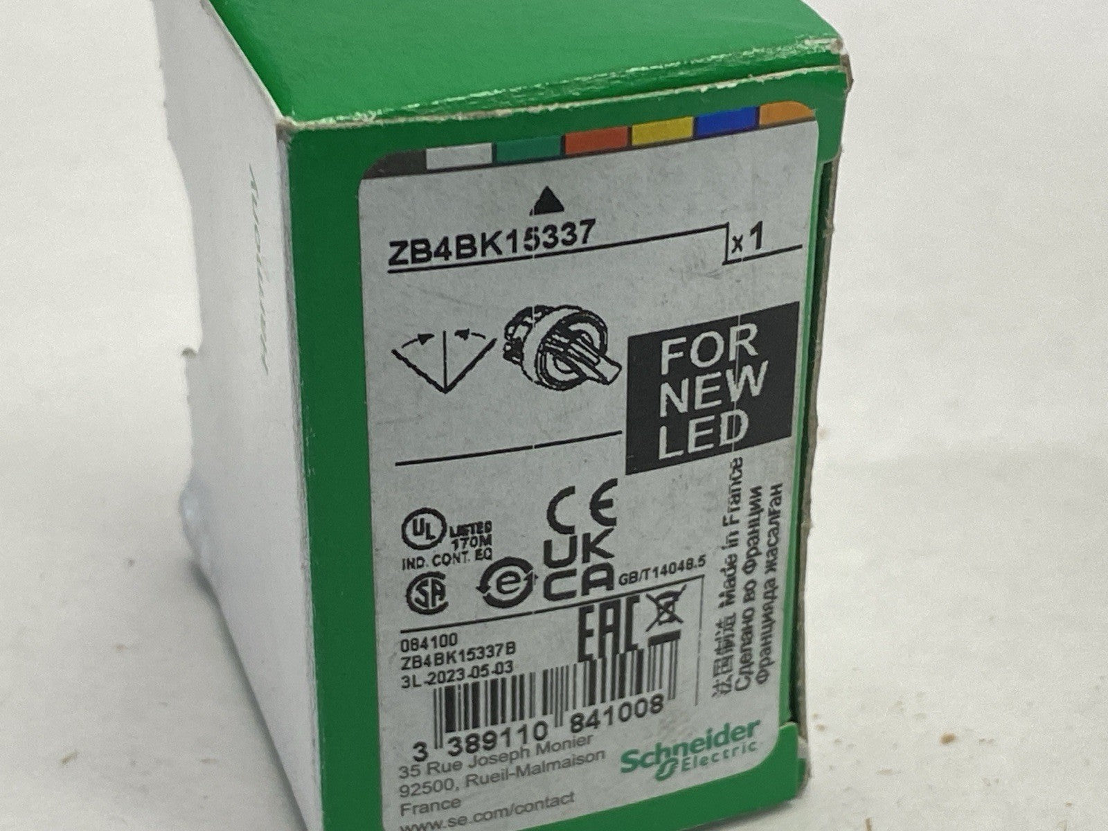 47522136
