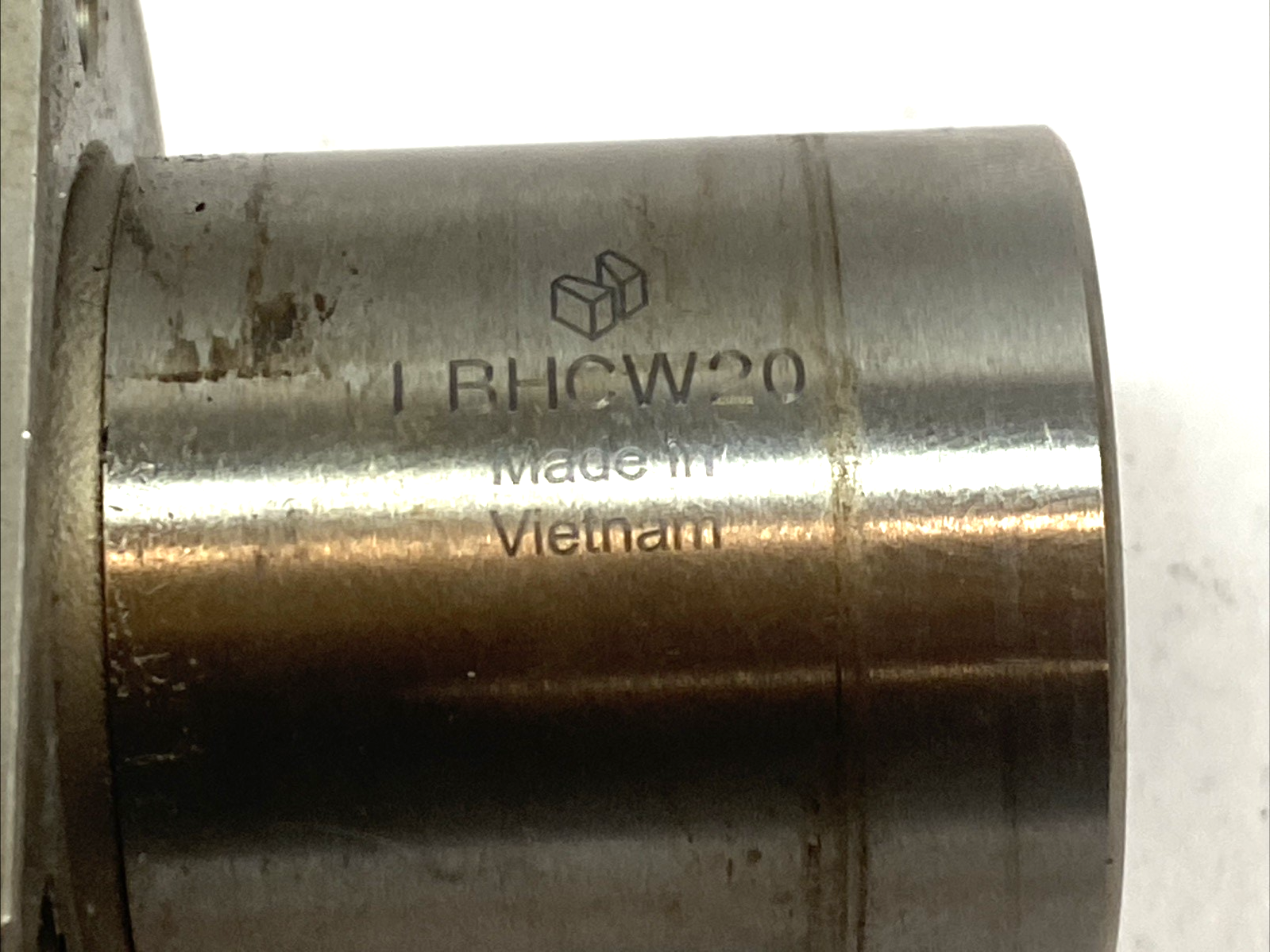 LBHCW20 | MISUMI Flanged Linear Ball Bearing 20 mm Shaft - Used - Maverick Industrial Sales