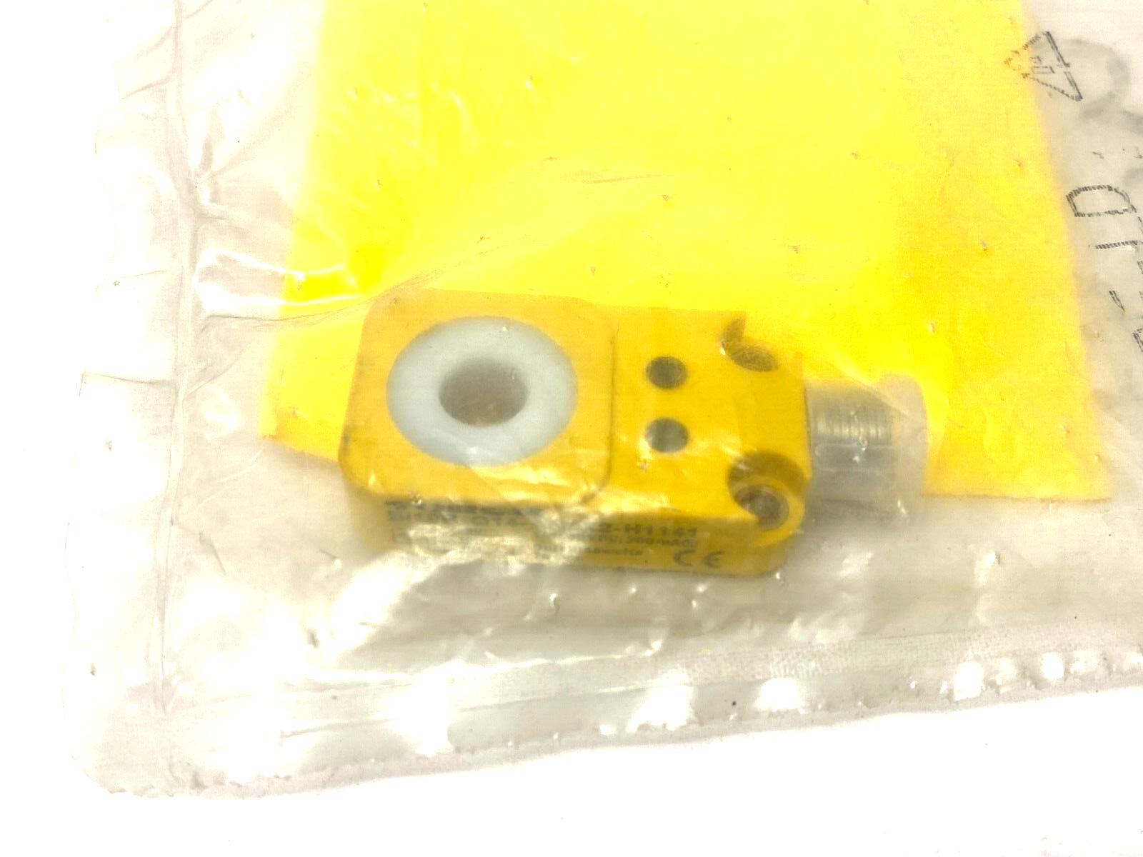 Turck Bi10R-Q14-AN6X2-H1141 Inductive Ring Sensor 10mm Detect 10-30VDC 1407120 - Maverick Industrial Sales