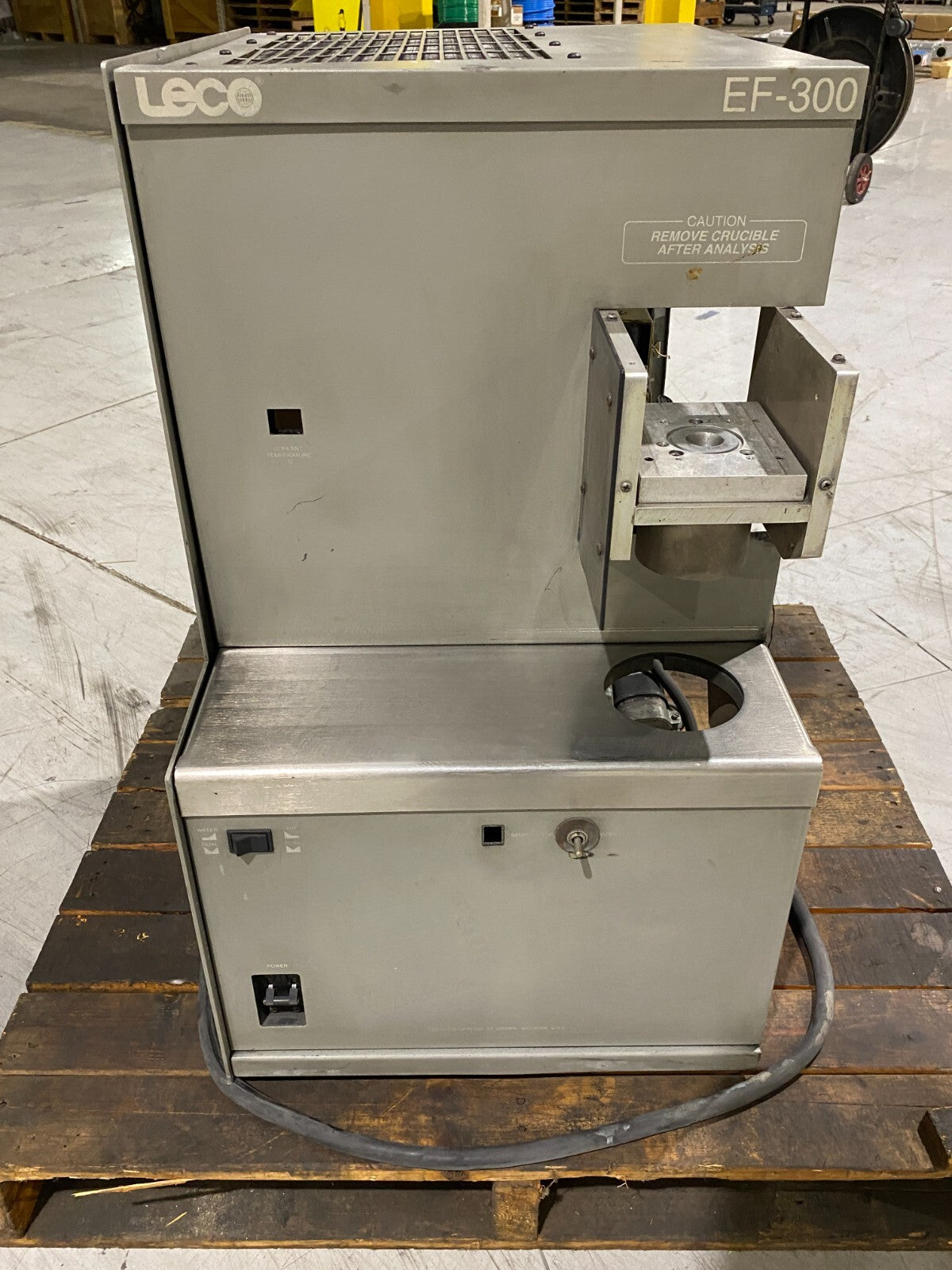 Leco EF-300 Gas Combustion Analyzer 777-200-300 FOR PARTS/REPAIR - Maverick Industrial Sales