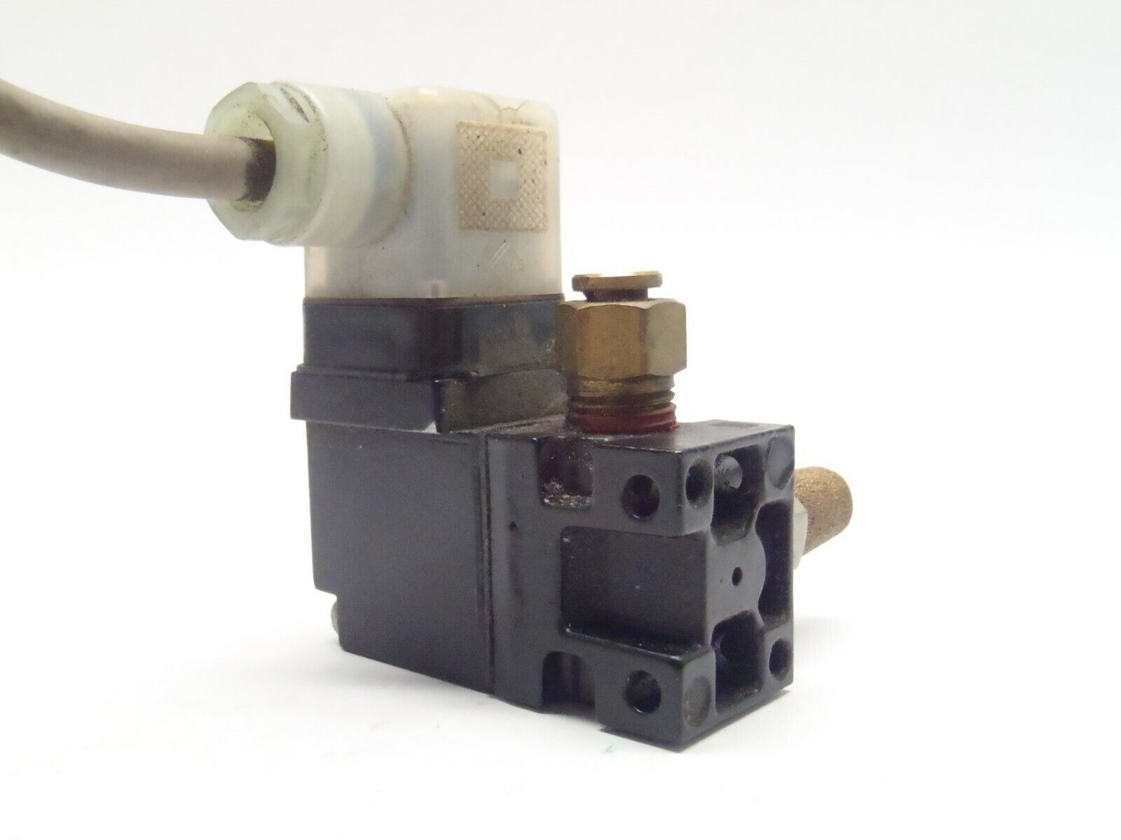 Parker BL1HM23NBA5300A Solenoid Valve - Maverick Industrial Sales