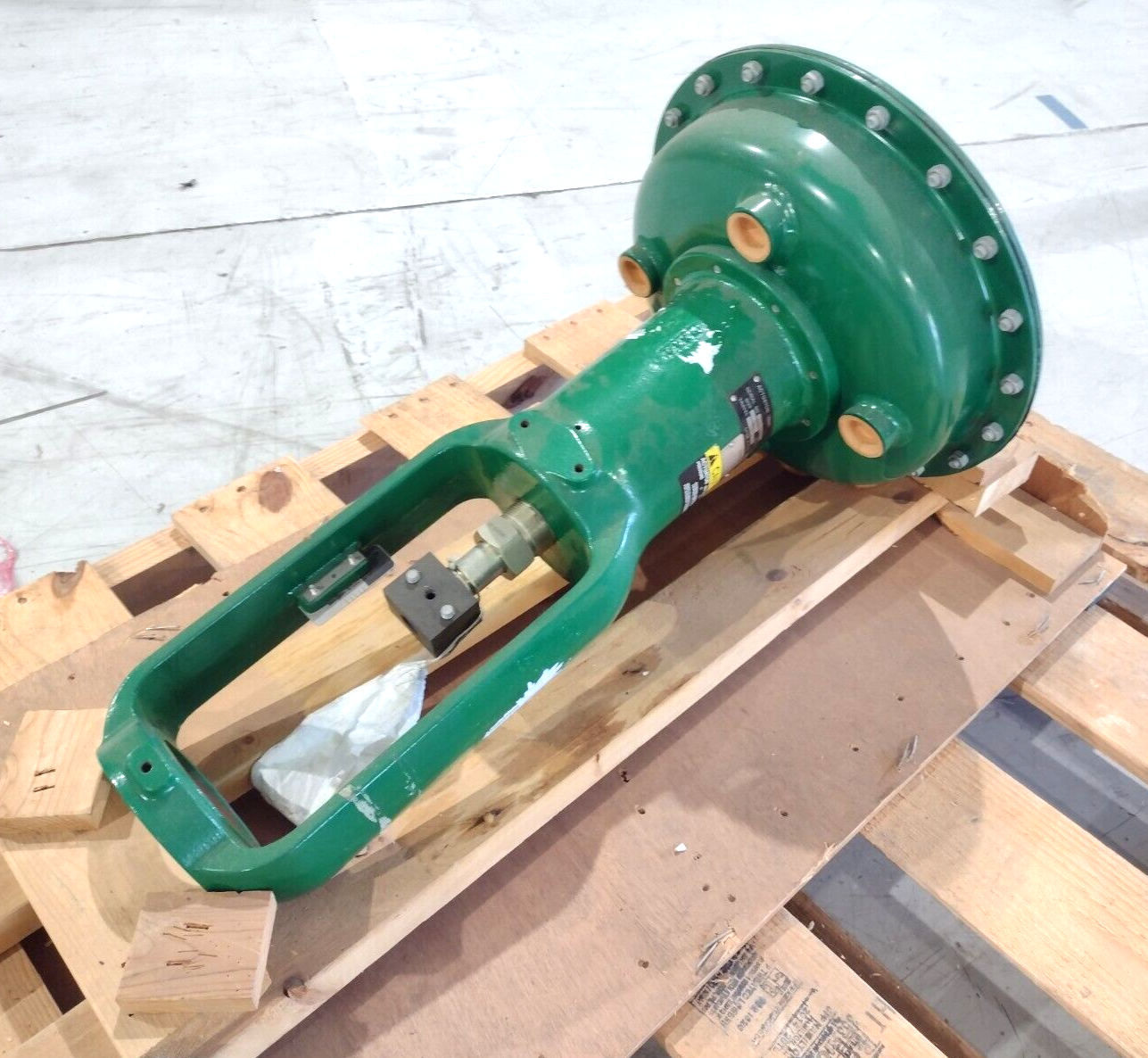 Type 657 Size 50 | Fisher Controls , Diaphragm Actuator, 3/4 Travel, Spring Opposed - Used - Maverick Industrial Sales