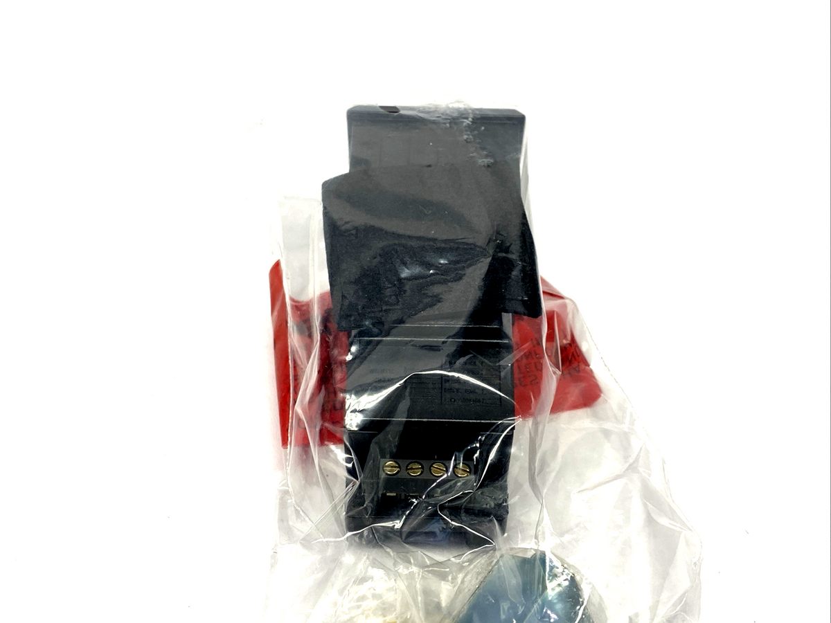 CUBCB020 | Red Lion Single Preset Counter w/ Batch Indication 10-28VAC - New - Maverick Industrial Sales