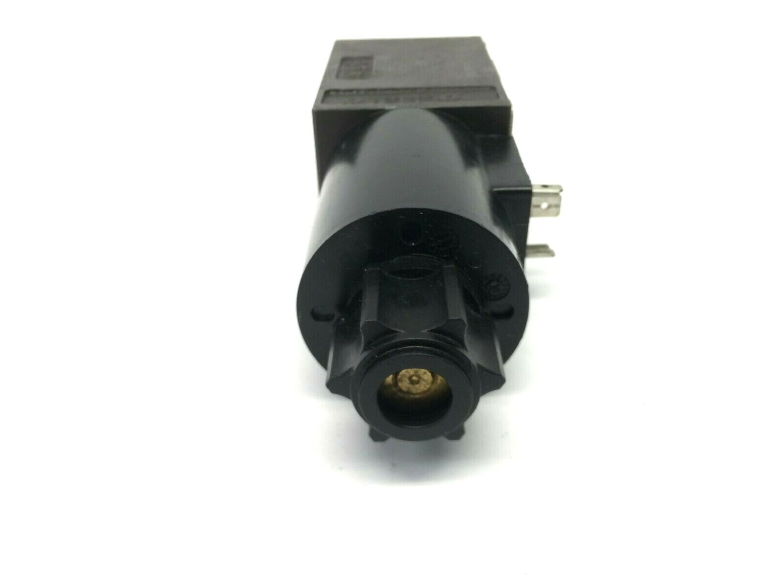 Parker D1VW020BNJWM 82 Hydraulic Valve 5000 PSI Max-P, A, & B - Maverick Industrial Sales