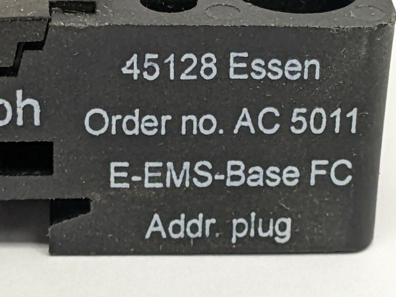 ifm AC5011 EEMS-Base FC Addressing Socket Lower Part for AS-Interface Module - Maverick Industrial Sales