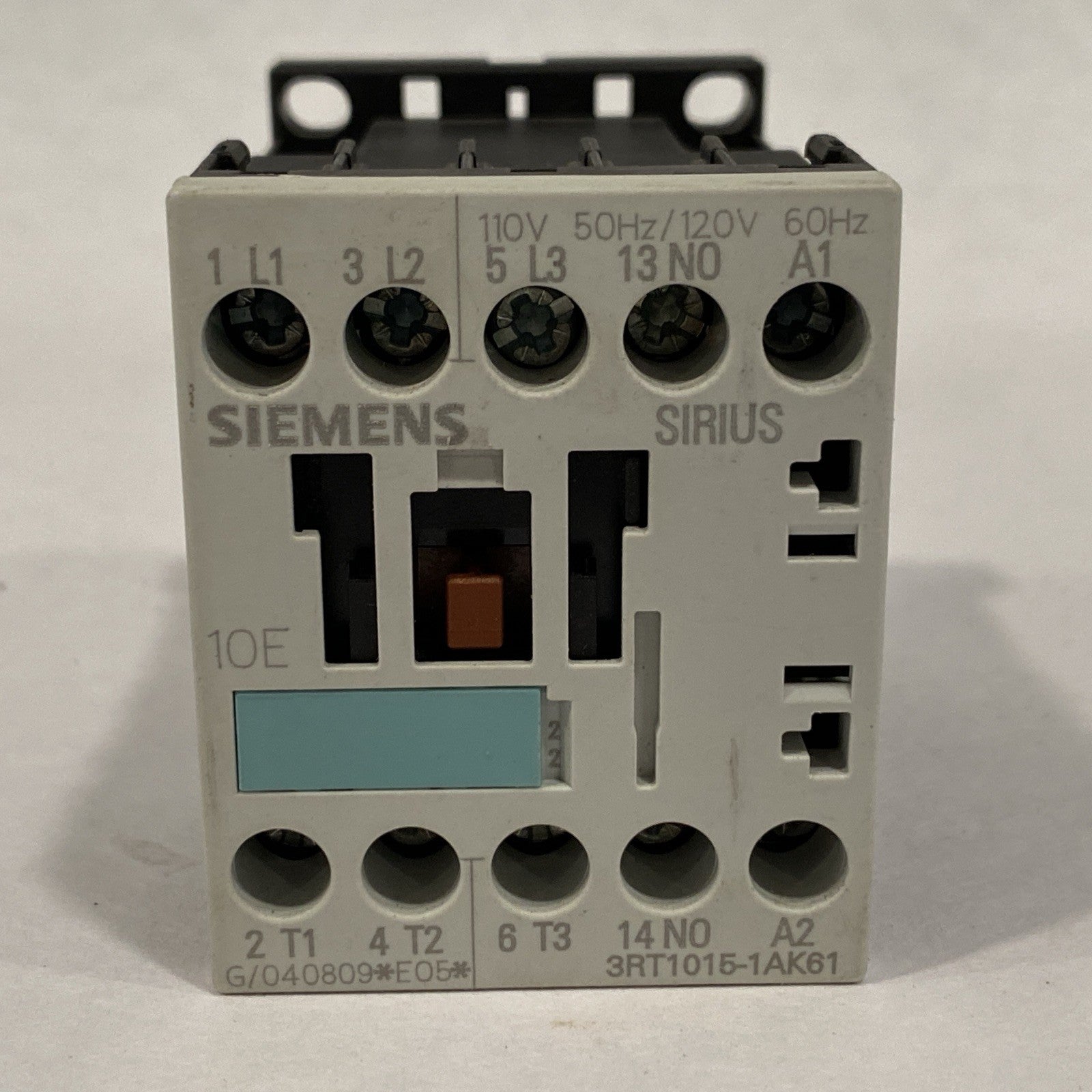 Siemens 3RT1015-1AK61 Contactor AC-3 7A - Maverick Industrial Sales