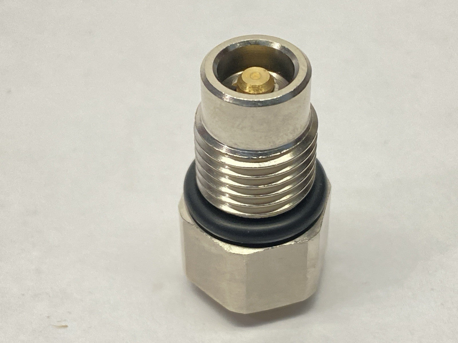 10-961-1583 | CEJN Quick Disconnect Nipple Quick-Seal M14x1.5 Connection 145PSI - New – Open box - Maverick Industrial Sales