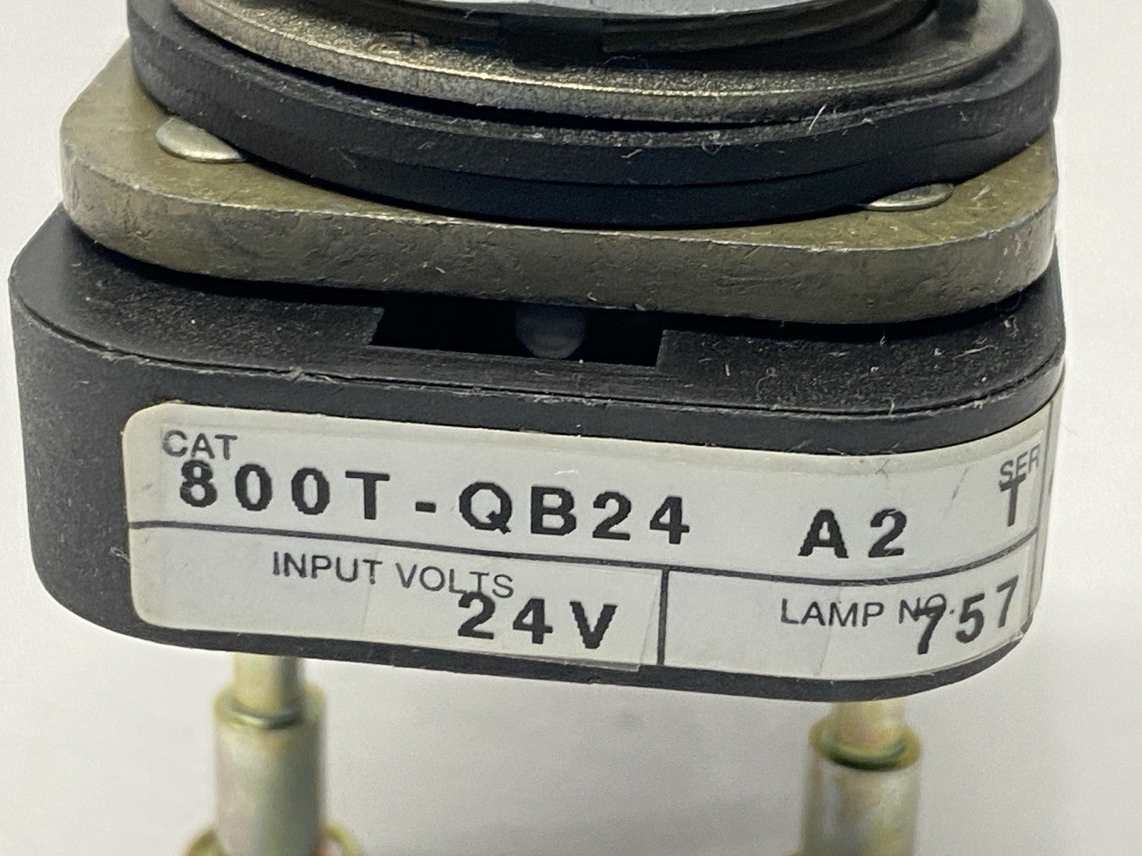 800T-QB24 | Allen Bradley Ser T Illuminated Push Button 30mm Red 24V - Used - Maverick Industrial Sales