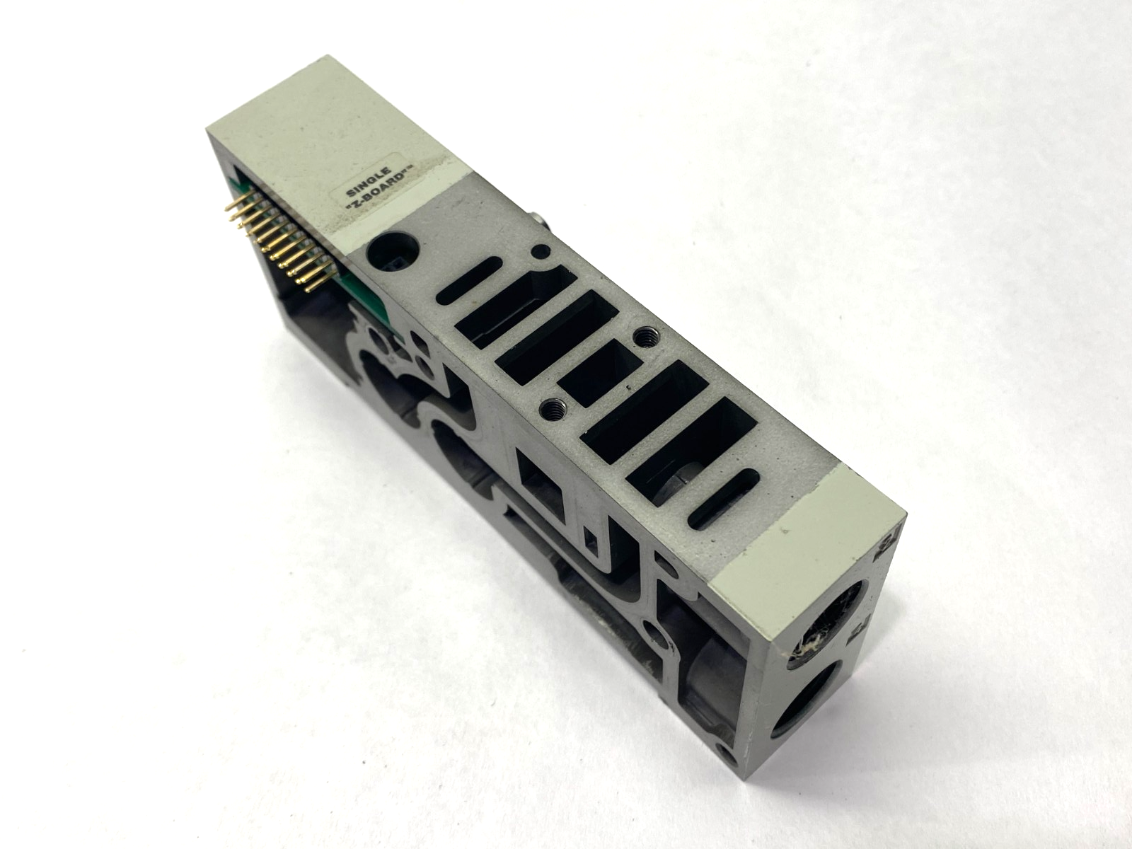Numatics 006-195D Pneumatic Manifold 3/8" Ports w/ 256-640 Single Z-Board - Maverick Industrial Sales