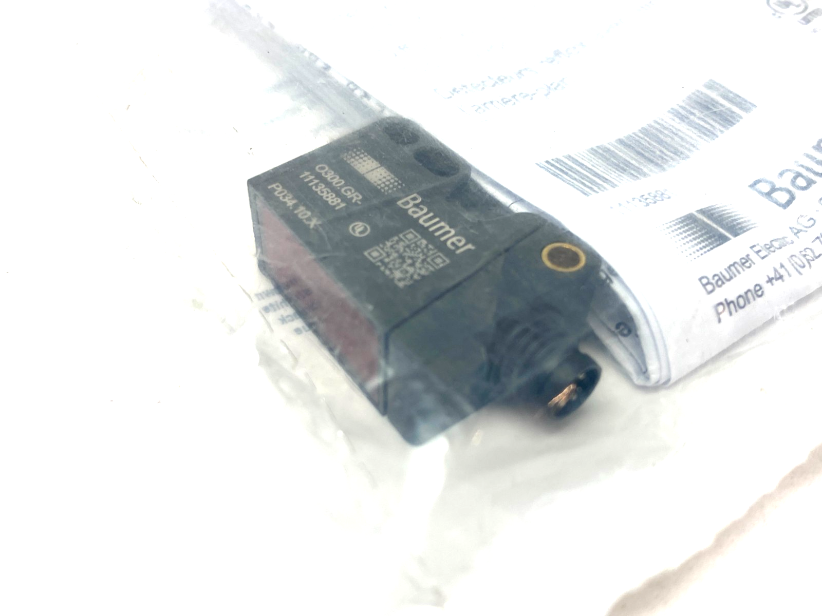 Baumer O300.GR-PV1T.72N Light Barrier/Diffuse Photoelectric Sensor 11135881 - Maverick Industrial Sales
