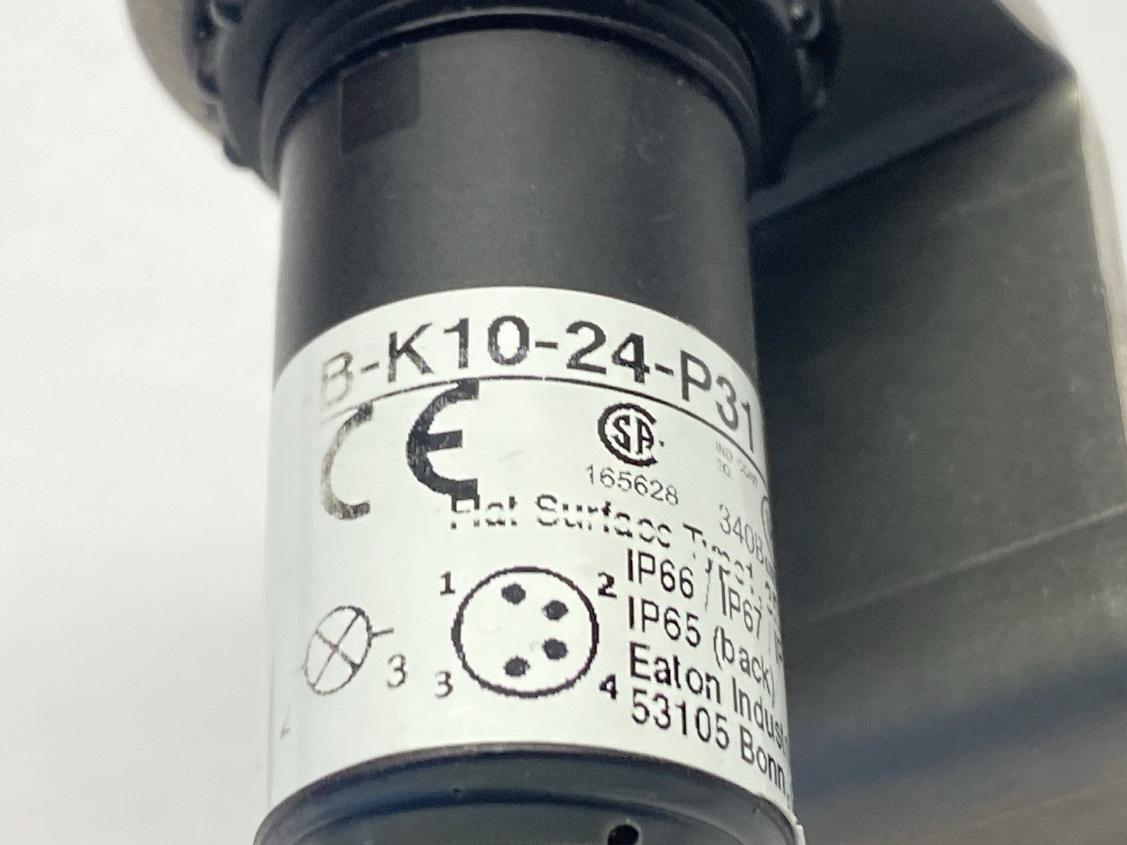 C22-DL-B-K10-24-P31 | Eaton Compact 22.5mm Pushbutton Blue Male M8 4-Pin - Used - Maverick Industrial Sales