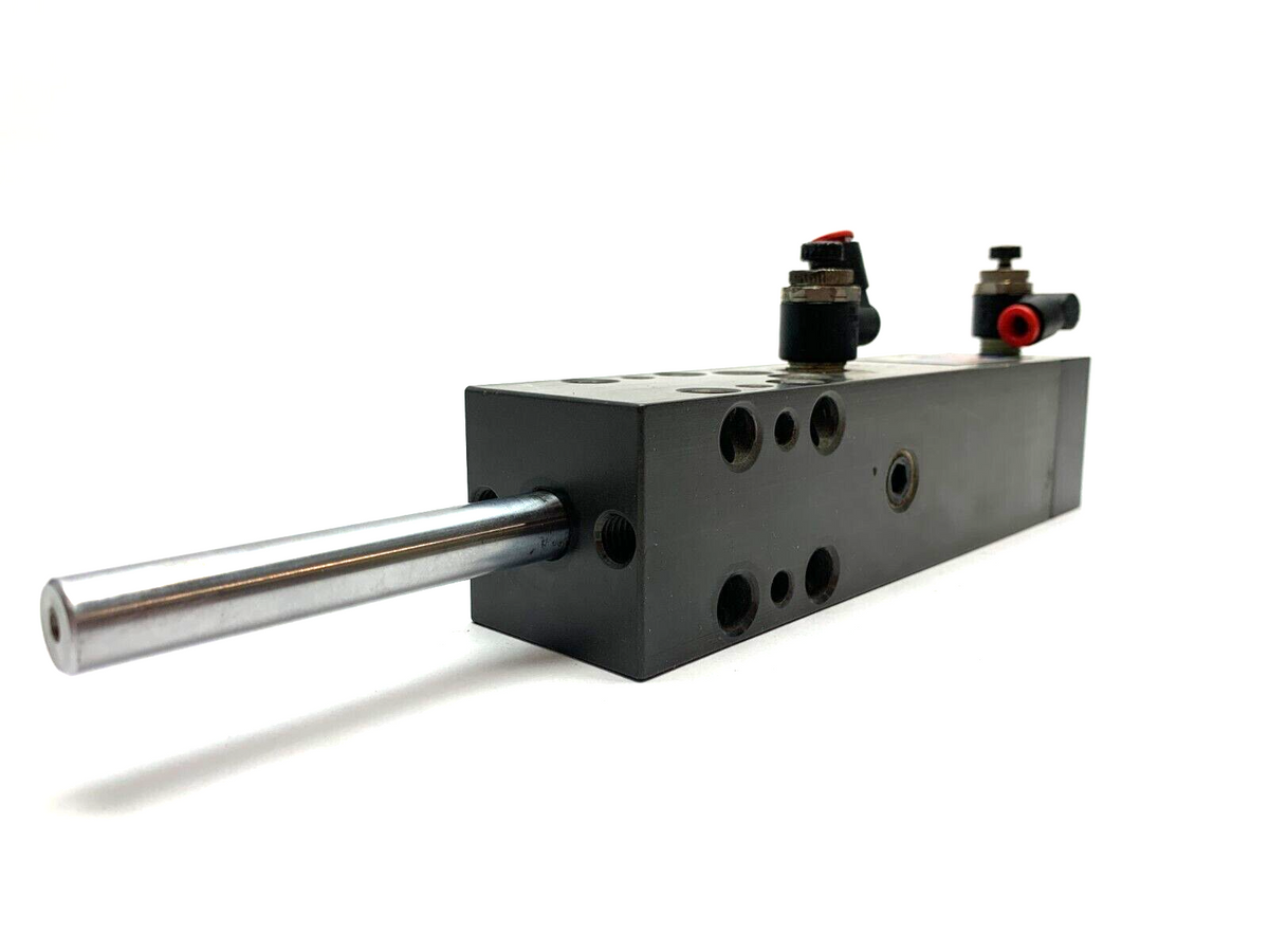 RC-15-90-CRW | BTM Corporation Pneumatic Rotary Power Clamp w/Key 002633 - Used - Maverick Industrial Sales
