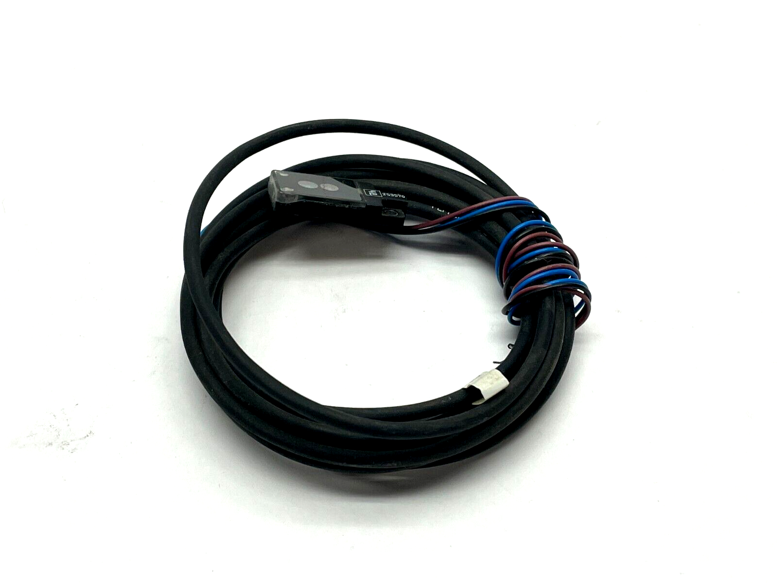 OBT30-R2F-E2 | Pepperl+Fuchs OBT30-R2F-E2 Triangulation Sensor 253570