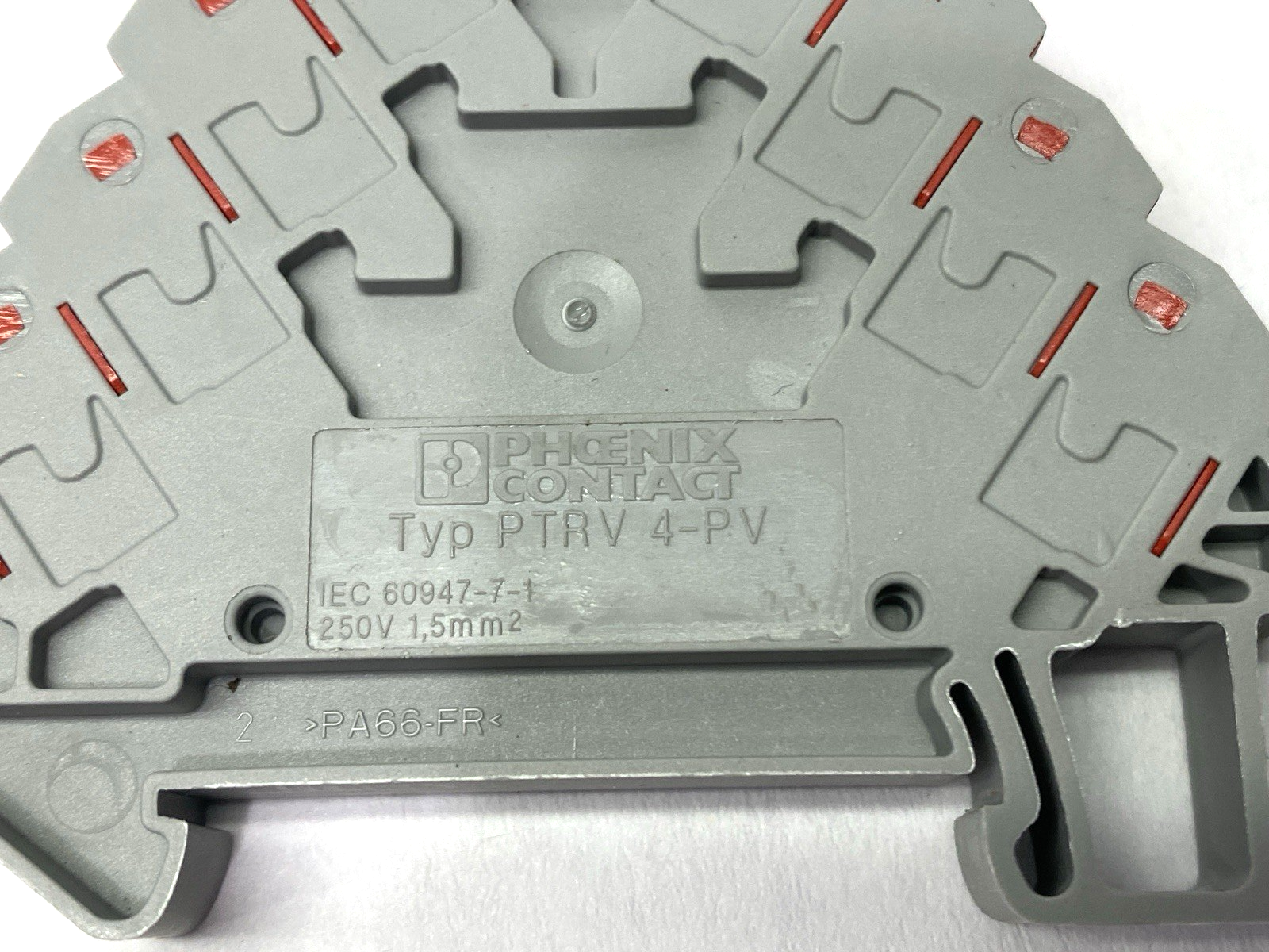 PTRV 4-PV /RD | Phoenix Contact Terminal Block 3270246 LOT OF 7 - Used - Maverick Industrial Sales